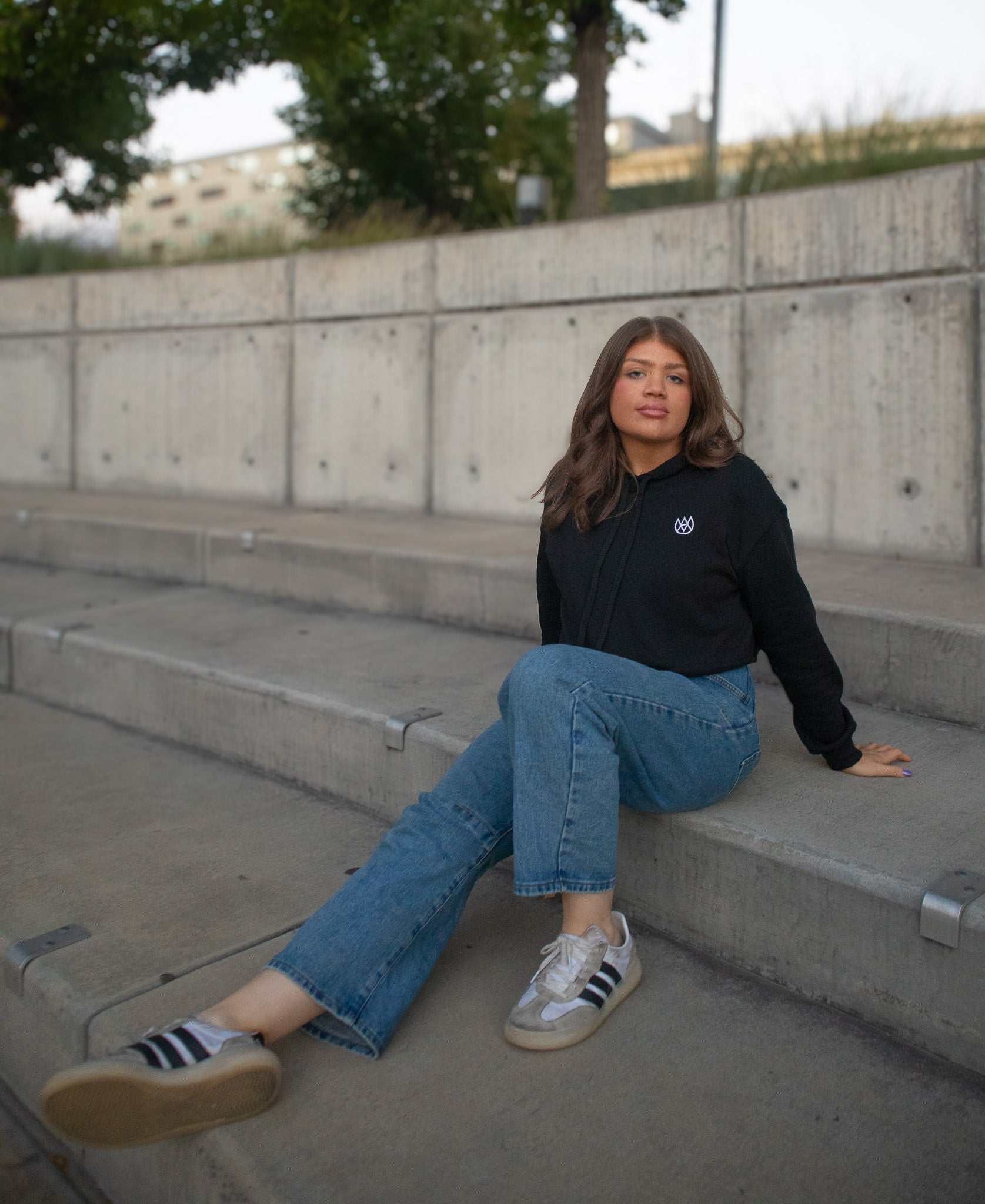 Hoodies & Sweatshirts