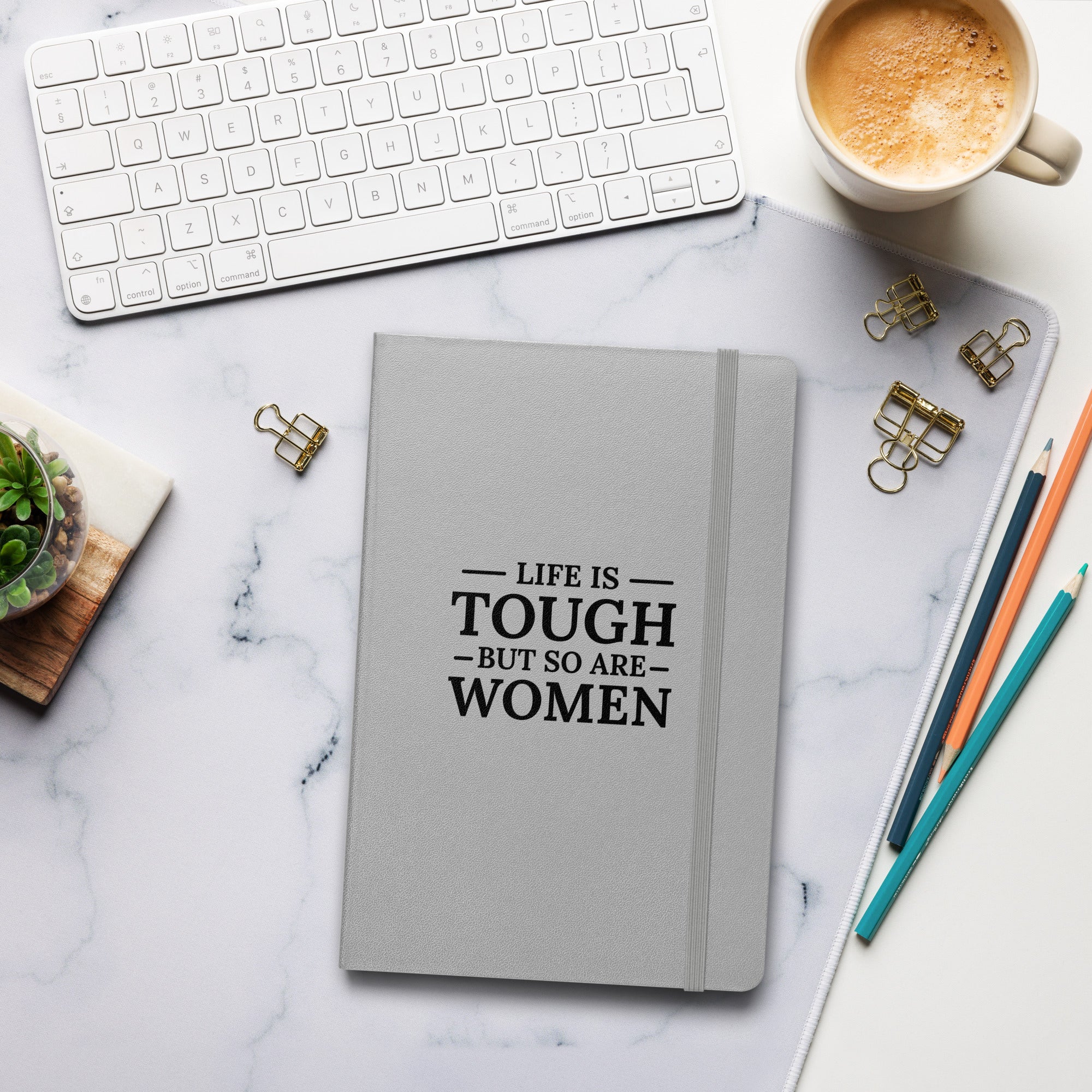 Libreta de tapa dura "Mujeres Fuertes"