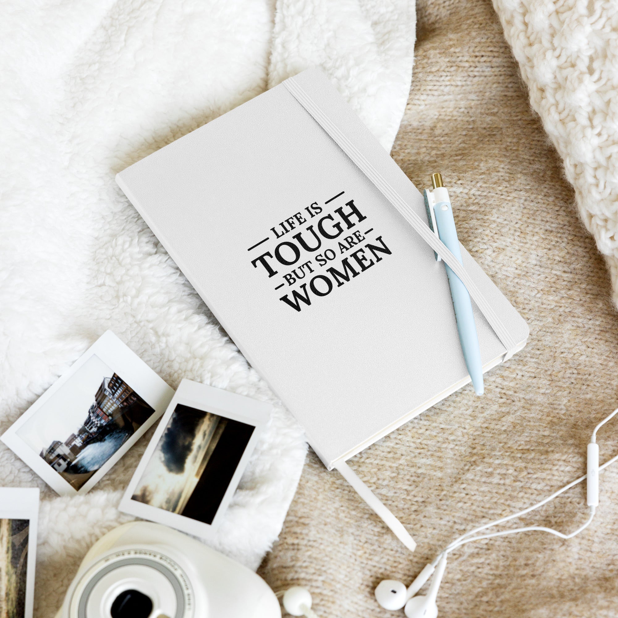 Libreta de tapa dura "Mujeres Fuertes"