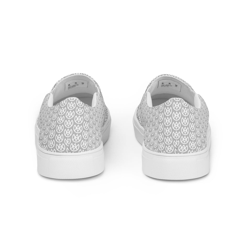Blassplatinfarbene Canvas-Slipper