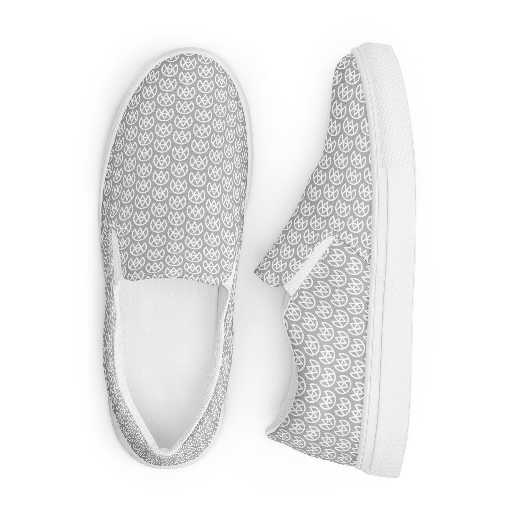Blassplatinfarbene Canvas-Slipper