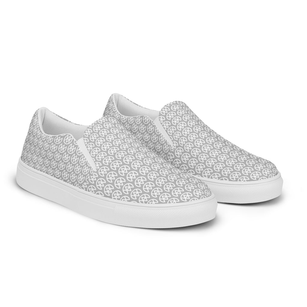 Blassplatinfarbene Canvas-Slipper